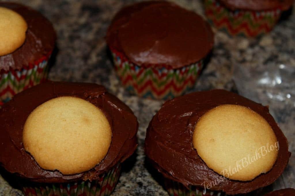cupcakes that is starting to look like a cute deer for christmas